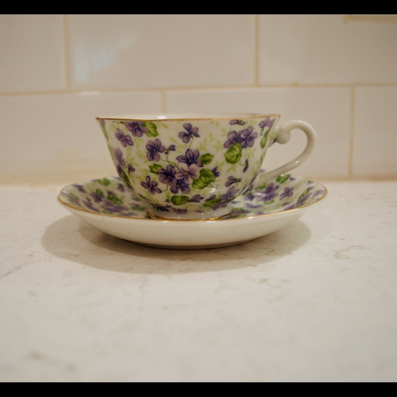 Lefton Violet Chintz English China cup and saucer purple flowers - Picture 3 of 5